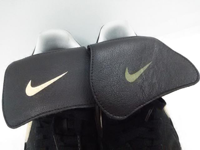 驚くばかりナイキ スニーカー 黒 ゴールド レディース 人気のファッション画像