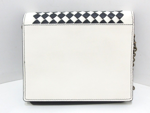 ボッテガヴェネタ 財布 レディース 直営ストア 美品 イントレチャート Py チェーンウォレット 白 黒 ハトメ レザー
