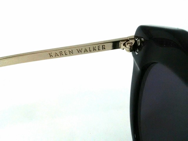 カレンウォーカー Karen Walker サングラス レディース Oneorbit 黒 シルバー プラスチック 金属素材 中古 1907の通販はau Wowma ワウマ 会員ランク別クーポン対象ショップ ブランディア Au Wowma 店 商品ロットナンバー