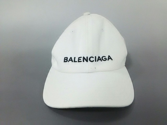 バレンシアガ Balenciaga キャップ レディース 白 黒 コットン 中古 1915の通販はau Wowma ワウマ 還元祭クーポン利用対象ショップ ブランディア Au Wowma 店 商品ロットナンバー