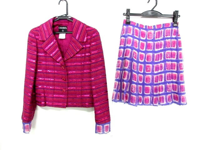【残りわずか】 シャネル ピンク×パープル×マルチ サイズ36 S CHANEL スパンコール/プリーツ/コサージュ【】20191225 レディース スカートスーツ-スーツ 【残りわずか】 シャネル ピンク×パープル×マルチ サイズ36 S CHANEL スパンコール/プリーツ/コサージュ【】20191225 レディース スカートスーツ-スーツ