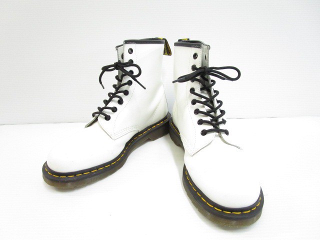 ドクターマーチン Dr Martens ショートブーツ メンズ 白 黒 レザー 中古 0305の通販はau Pay マーケット ブランディア Au Pay マーケット店 商品ロットナンバー