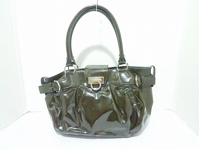 サルバトーレフェラガモ SalvatoreFerragamo ショルダーバッグ レディース ガンチーニ カーキ エナメル(レザー)【】20200310 サルバトーレフェラガモ SalvatoreFerragamo ショルダーバッグ レディース ガンチーニ カーキ エナメル(レザー)【】20200310