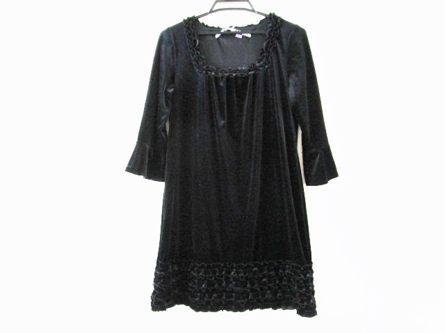 マリークワント Mary Quant ワンピース サイズ38 L レディース 黒 London ベロア フリル 中古 0303の通販はau Pay マーケット ブランディア Au Pay マーケット店 商品ロットナンバー
