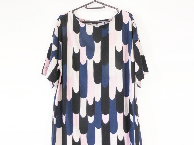 マリメッコ Marimekko ワンピース サイズm レディース 黒 ピンク マルチ 中古 0628の通販はau Pay マーケット ブランディア Au Pay マーケット店 商品ロットナンバー