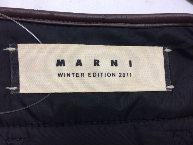 マルニ MARNI ダウンベスト サイズ40 M レディース - ネイビー×ブラウン キルティング/ロング丈/ジップアップ/冬【中古