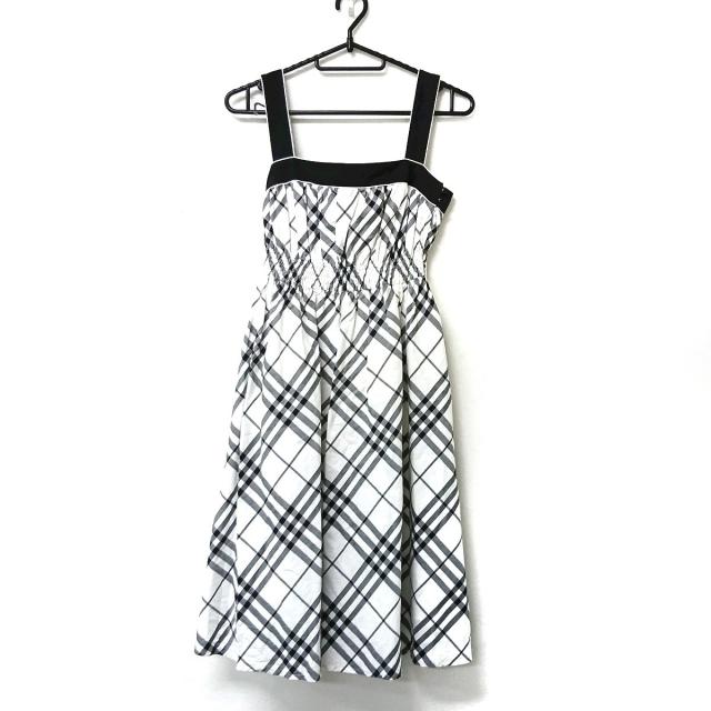 通販ファッション バーバリーブルーレーベル ワンピース サイズ36 S レディース 美品 アイボリー 黒 キャミワンピ ひざ丈 チェック柄 全品割引 Triplex Ee