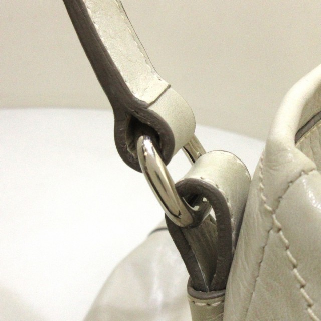 純正大セール プラダ PRADA トートバッグ レディース - アイボリー 革タグ レザー20211207 純正大セール プラダ PRADA トートバッグ レディース - アイボリー 革タグ レザー20211207