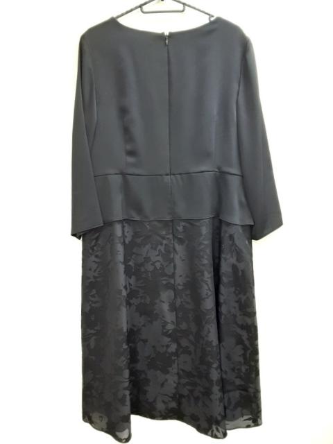 送料無料 新品 Xl サイズ46 ワンピース 自由区 Jiyuku ジユウク レディース クルーネック 七分袖 ロング 花柄 中古 黒 美品 その他ワンピース Drmchughpsych Com