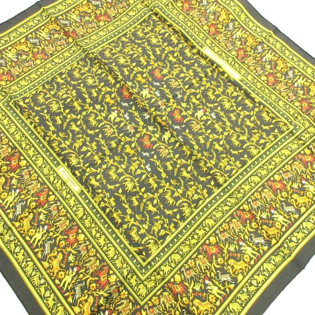 人気ブランドの新作 スカーフ Hermes エルメス レディース Inde 花柄 馬 トラ ゾウ 中古 2123 En Chasse 黒 イエロー マルチ カレ90 スカーフ