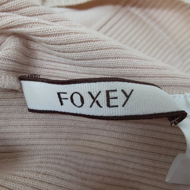 素材FOXEY　フォクシー　アメリカーディガン　40　オイスターベージュ　裾袖フリル