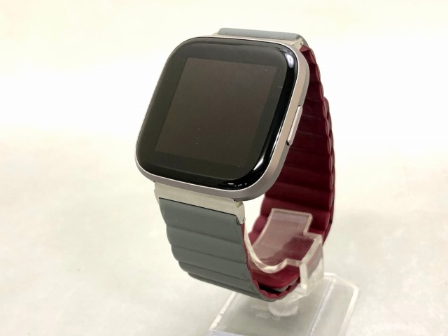 フィットビット fitbit 腕時計 fitbit Versa 2 FB507 ボーイズ 黒【中古】20220707