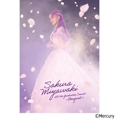 【Blu-ray】初回限定盤 HKT48 / 宮脇咲良 HKT48 卒業コンサート ～Bouquet～ 【初回生産限定盤】 Special Edition (3Blu-ray)