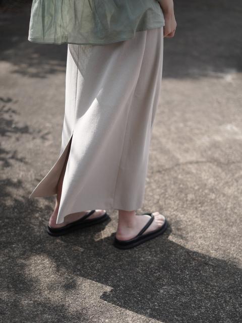 人気の商品が勢揃い オア Or 18G ニット スリット スカート 18G KNIT SLIT SKIRT レディース 2022春夏 CK22S-3-OR03 送料無料 人気の商品が勢揃い オア Or 18G ニット スリット スカート 18G KNIT SLIT SKIRT レディース 2022春夏 CK22S-3-OR03 送料無料