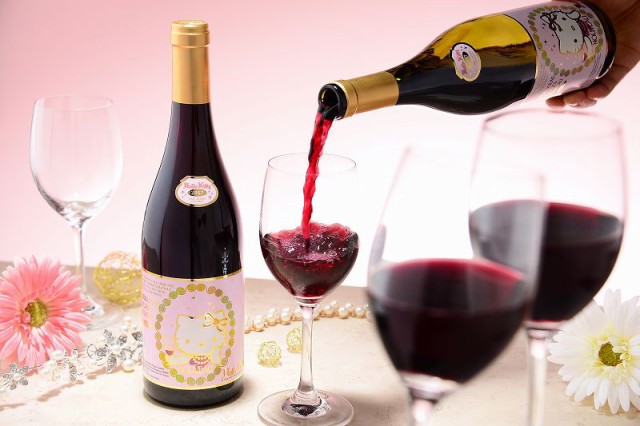 販売開始!ボジョレー ハローキティー ボージョレ・ヴィラージュ・ヌーヴォー赤ワイン750ml×10本(ボジョレヌーボ) 販売開始!ボジョレー ハローキティー ボージョレ・ヴィラージュ・ヌーヴォー赤ワイン750ml×10本(ボジョレヌーボ)