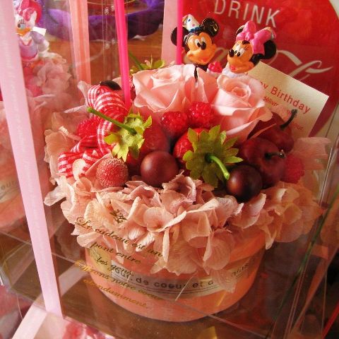 肌触りがいい 誕生日プレゼント 友達 ディズニー 花 フラワーギフト フラワーケーキ プリザーブドフラワー入り ケース付き バースデーa 誕生 新着商品 Www Gvisalain Com