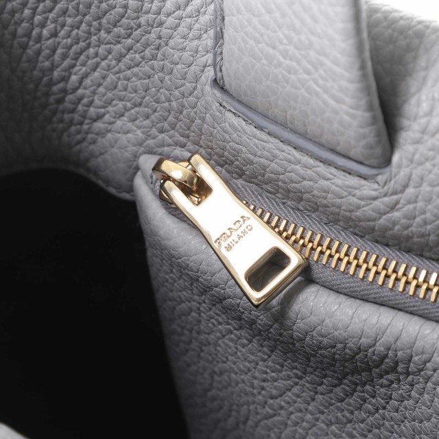 国産再入荷 プラダ PRADA トートバッグ レディースの通販はau PAY マーケット - モダンブルー au PAY マーケット店|商品ロットナンバー:511508234 最安値特価