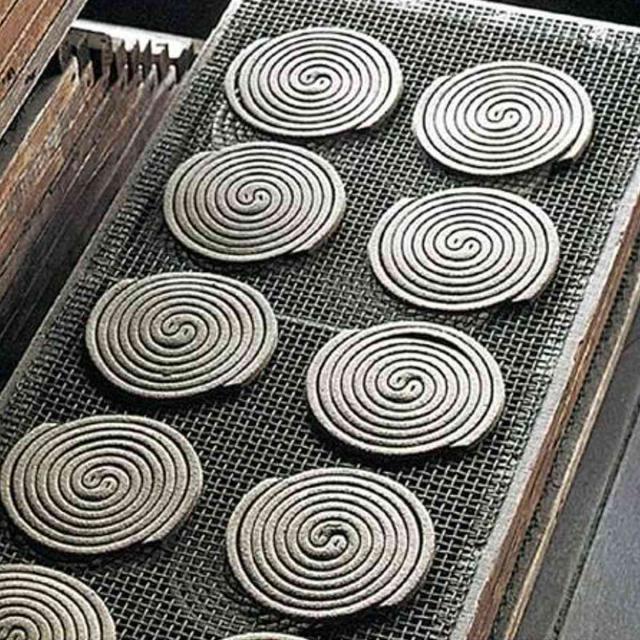 天然 蚊とり線香 プレミアム 10巻入 蚊取り線香 虫よけ 虫除け 除虫菊 天然成分 安心 安全 の通販はau Wowma ワウマ リビングート 商品ロットナンバー