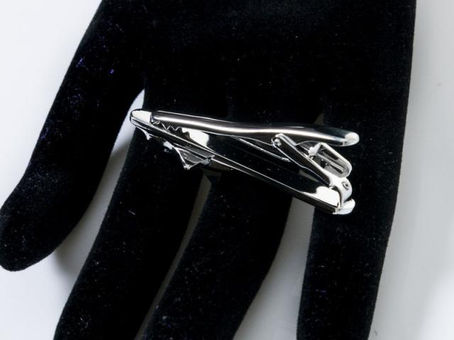 メンズファッション ビジネス カジュアル ネクタイピン 飛行機模様