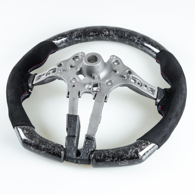 即納新品 BMW F10 F11 F07 F12 F13 F06 F01 F02 F03 M5 M6用 ステアリング ホイール ハンドル フォージドカーボン×本革スエードの通販はau PAY マーケット - Piii|商品ロットナンバー:468402478 大特価
