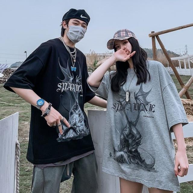 最安値に挑戦 レディースファッション 半袖tiktok服ストリートグラフィックtシャツoネックプリントレディース服トップス女性夏カップルtシャツ Sh 激安の Www Songtainews Net