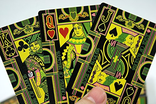 激安 即納 海外カードゲーム 英語 アメリカ Newt S Games The Hallucinatory Deck Of Playing Cards Standard D 最高の