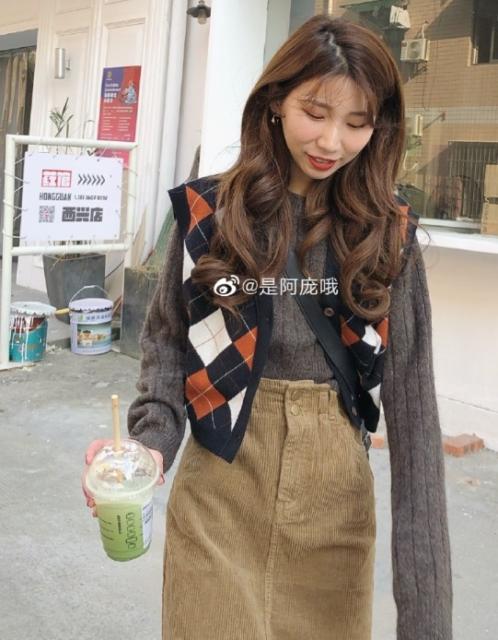 ニットべスト レディース アーガイルニット ベスト カーディガン 韓国 ファッション レディース レイヤード ニット カーディガン ショーの通販はau Pay マーケット Vestito 商品ロットナンバー