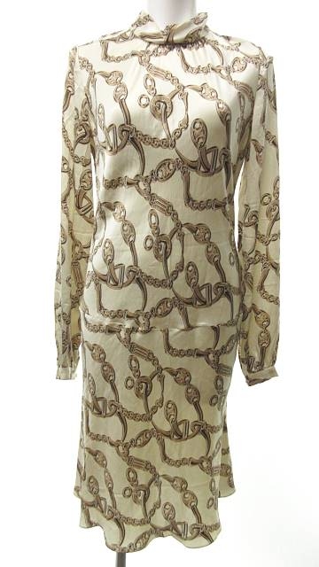 中古 セリーヌ Celine ワンピース 長袖 膝丈 シルク 総柄 ベルト マカダム ベージュ 茶 38 0527 Nvw レディースの通販はau Pay マーケット ブランド古着のベクトル 商品ロットナンバー