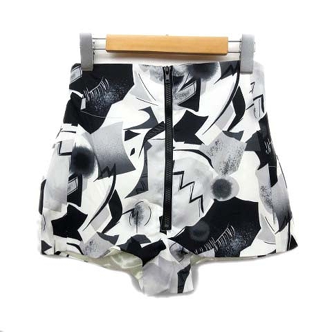 中古 未使用品 エモダ Emoda フロント ジップ ショート パンツ 総柄 バックベルト S 黒 白 マルチ 8 レディースの通販はau Wowma ワウマ ブランド古着のベクトル 商品ロットナンバー