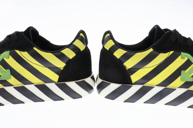 ロゴマーク オフホワイト Omia085rc 42 黒 2106 0040の通販はau Pay マーケット ブランド古着のベクトル 商品ロットナンバー Off White ss Diag Low Vulcanized スニーカー すので