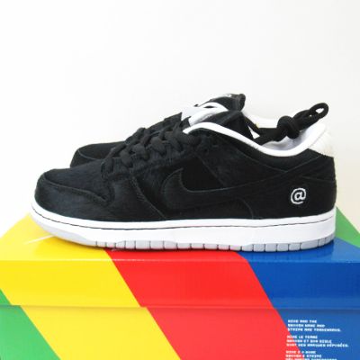 大人気低価 NIKE SB MEDICOM TOY BE@RBRICK DUNK LOW Black/Beige CZ5127-001 26cm ダンク ロー スニーカー 靴 黒 の通販はau PAY マーケット - ブランド古着のベクトル|商品ロットナンバー:463416522 好評セール