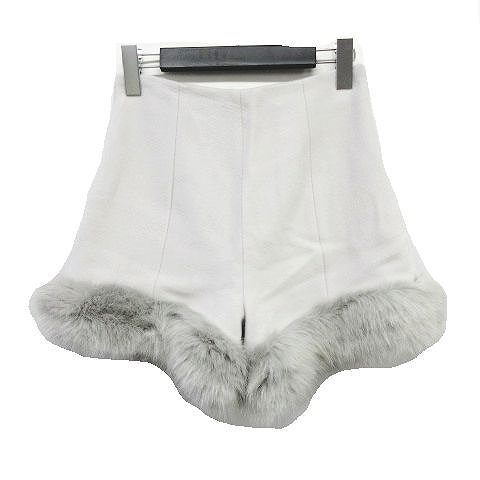 ロイヤリティフリーリリー ブラウン ファー ショート パンツ 人気のファッショントレンド