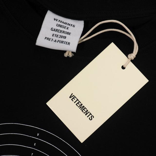 高評価人気 未使用品 ヴェトモン ベトモン VETEMENTS 19SS TARGET TEE ダメージ加工 クルーネック プリント Tシャツ XS 黒の通販はau PAY マーケット - ブランド古着のベクトル|商品ロットナンバー:456705608 人気在庫