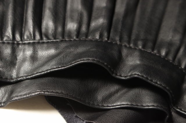 中古 ザラウーマン Zara Woman フェイクレザー プリーツ スカート