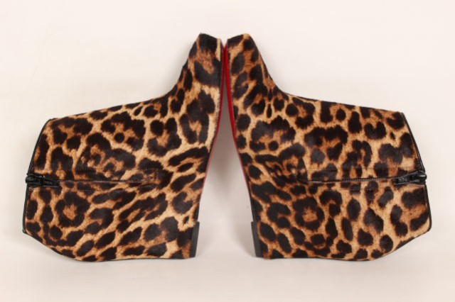 新作超激得 クリスチャンルブタン Christian louboutin ブーツ ブーティ ハラコ ヒョウ柄 レオパード 35 ベージュ /mm0517 の通販はau PAY マーケット - ブランド古着のベクトル|商品ロットナンバー:372966024 お得超特価