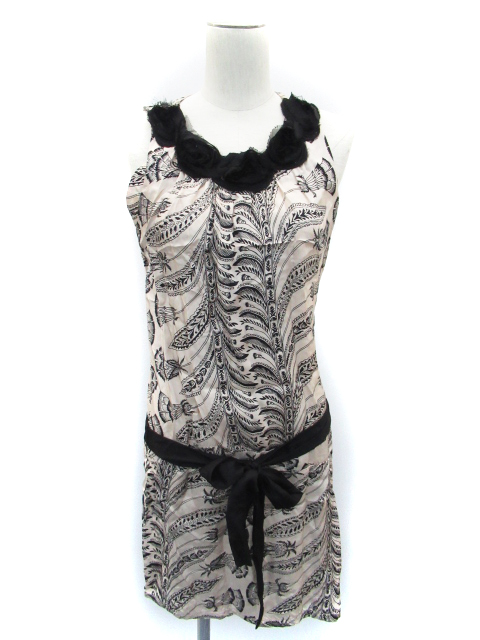 中古 シネカノン ワンピース ひざ丈 ノースリーブ Uネック リボン付き レース 総柄 ピンクベージュ Ff27 レディースの通販はau Wowma ワウマ ブランド古着のベクトル 商品ロットナンバー 380570086