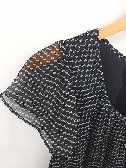 中古 ルーニィ Lounie ワンピース ひざ丈 水玉 ドット フレア 半袖 40 黒 灰 ブラック グレー Tt43 レディースの通販はau Pay マーケット ブランド古着のベクトル 商品ロットナンバー