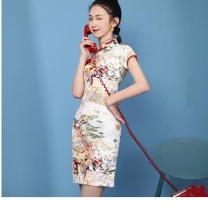 チャイナドレス風 ワンピース 両側スリットデザイン チャイナドレス 薄手 改良 ワンピース 大柄 オシャレ旅行 発表会 コスプレ着心地 清の通販はau Pay マーケット ベースキャンプ 商品ロットナンバー