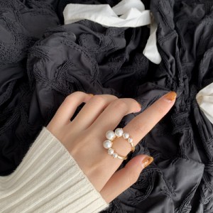 レディース パール リング 指輪 大人可愛い ママコーデ ママファッション 韓国 オルチャンファッション 人気 トレンド 新作 20代 30代