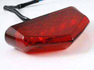 KN企画 汎用ウインカー LEDテール LEDライト LEDランプ LEDテールランプ テール球 アッセン レッドレンズ