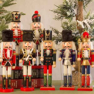 くるみ割り人形 手作り おもちゃ ハンドメイド 置物 置き物 北欧 雑貨 木工品 アンティーク ドイツ 兵士 国王 人形 洋風 インテリアオブ