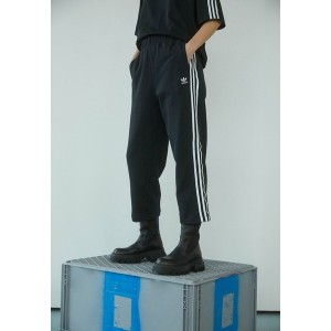 アディダスオリジナルス レディース カジュアルパンツ ボトムス OPEN PANT - Tracksuit bottoms - black black