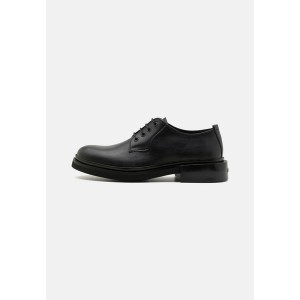 カルバンクライン メンズ ドレスシューズ シューズ POSTMAN DERBY - Lace-ups - triple black triple black/black