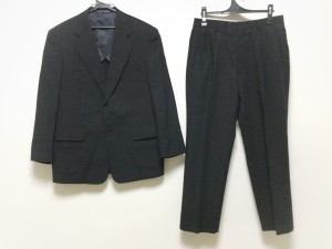 ハーディエイミス Hardy Amies シングルスーツ サイズ42 L メンズ 黒 ストライプ ネーム刺繍 中古 の通販はau Pay マーケット ブランディア Au Pay マーケット店 商品ロットナンバー