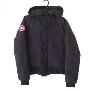 カナダグース CANADA GOOSE ダウンジャケット サイズM メンズ LABRADOR 7958JM 黒 冬物【中古】20240507