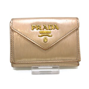 プラダ PRADA 3つ折り財布 レディース - ピンクゴールド エナメル（レザー）【中古】20240614