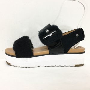 アグ UGG サンダル 23.5 レディース フラッフチェラ 1099815 黒 ムートン×エナメル（レザー）×スエード【中古】20231225