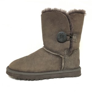 アグ UGG ショートブーツ 22 レディース ベイリーボタン 5803 ダークブラウン ムートン【中古】20240311