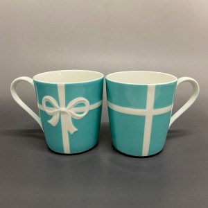 ティファニー TIFFANY&Co. マグカップ レディース 新品同様 ブルーボウ ティファニーブルー×白 マグカップ×2点 陶器【中古】20240604