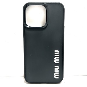 ミュウミュウ miumiu 携帯電話ケース レディース - 5ZH149 黒×白 iPhoneケース/iPhone13Pro ラバー×プラスチック【中古】20240220